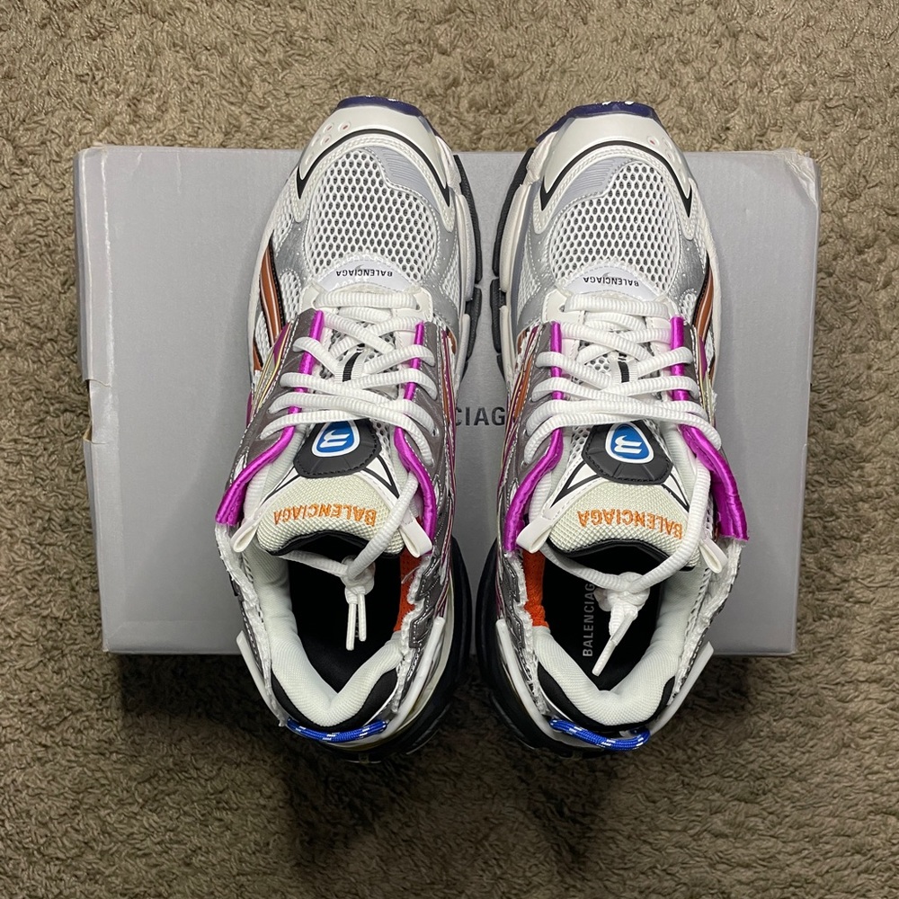 Balenciaga runner multi color size 11/44 brand new with box - Picture 2 of 8